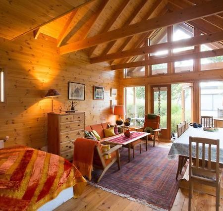 Beautiful Cottage In Гвераґерді Екстер'єр фото